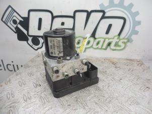 Used ABS pump BMW 3 serie (E90) 320d 16V Price on request offered by DeVo Autoparts