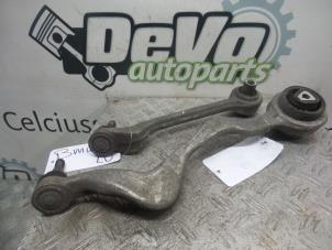 Used Swing arm BMW 3 serie (E90) 320d 16V Price on request offered by DeVo Autoparts