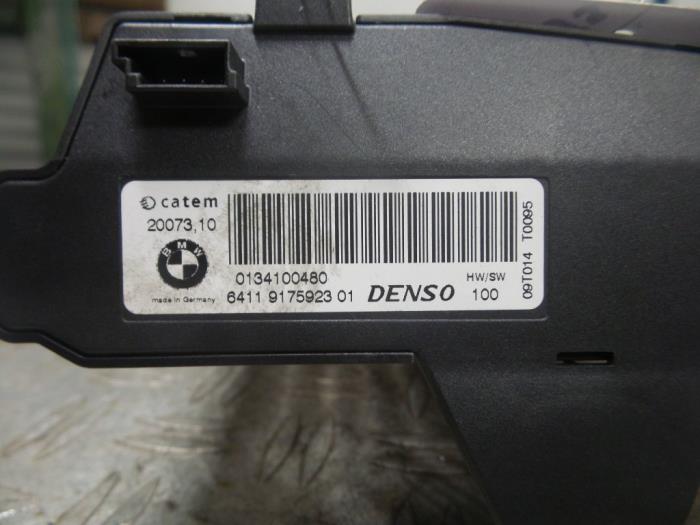 Heating element from a BMW 3 serie (E90) 320d 16V 2009