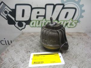 Used Engine mount BMW 3 serie (E90) 320d 16V Price on request offered by DeVo Autoparts