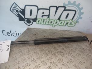 Used Set of gas struts for boot Opel Insignia 2.0 CDTI 16V 160 Ecotec Price on request offered by DeVo Autoparts