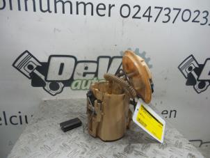 Used Electric fuel pump Opel Zafira (M75) 1.7 CDTi 16V Price on request offered by DeVo Autoparts
