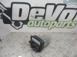 Used Heater resistor Opel Zafira (M75) 1.7 CDTi 16V Price on request offered by DeVo Autoparts