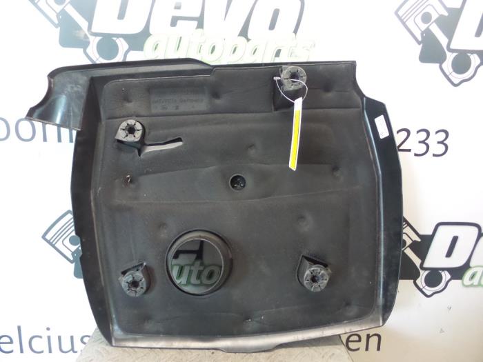 Usados Cobertor motor Mercedes A (W176) 1.5 A-180 CDI, A-180d 16V Precio de solicitud ofrecido por DeVo Autoparts