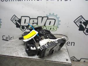 Used Front door lock mechanism 4-door, right Mercedes A (W176) 1.5 A-180 CDI, A-180d 16V Price on request offered by DeVo Autoparts