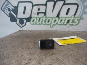 Used Electric window switch Mercedes A (W176) 1.5 A-180 CDI, A-180d 16V Price on request offered by DeVo Autoparts