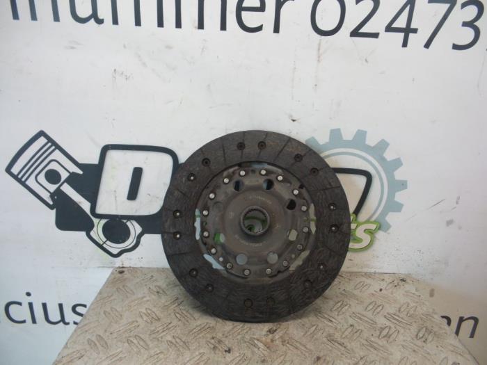 Used Clutch kit (complete) Mercedes A (W176) 1.5 A-180 CDI, A-180d 16V Price on request offered by DeVo Autoparts
