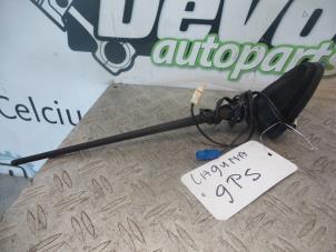 Used Antenna Renault Laguna III Estate (KT) 1.5 dCi 110 Price on request offered by DeVo Autoparts