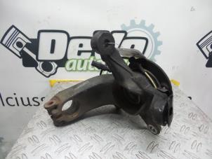 Used Knuckle, front right Toyota Aygo (B40) 1.0 12V VVT-i Price on request offered by DeVo Autoparts