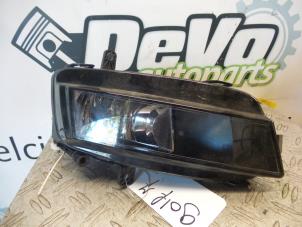 Used Fog light, front right Volkswagen Golf VII (AUA) 1.6 TDI 16V Price on request offered by DeVo Autoparts