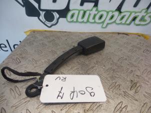 Used Front seatbelt buckle, right Volkswagen Golf VII (AUA) 1.6 TDI 16V Price on request offered by DeVo Autoparts