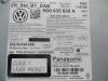 Radio/Lecteur CD d'un Volkswagen Golf VII (AUA), 2012 / 2021 1.6 TDI 16V, Berline avec hayon arrière, Diesel, 1.598cc, 77kW (105pk), FWD, CLHA, 2012-08 / 2017-03 2015
