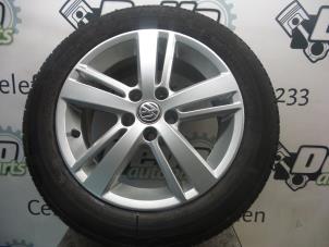 Used Set of wheels + tyres Volkswagen Polo V (6R) 1.0 12V BlueMotion Technology Price on request offered by DeVo Autoparts