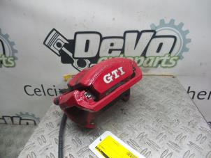Used Front brake calliper, right Volkswagen Golf VII (AUA) Price on request offered by DeVo Autoparts