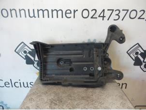 Used Battery box Volkswagen Golf VII Variant (AUVV) Price on request offered by DeVo Autoparts