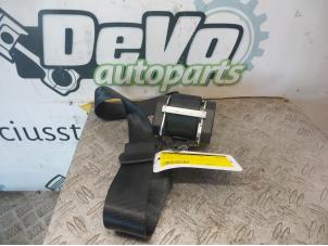 Used Rear seatbelt, left Volkswagen Golf VII Variant (AUVV) Price on request offered by DeVo Autoparts