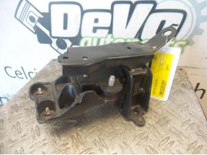 Used Gearbox mount Toyota Aygo (B40) 1.0 12V VVT-i Price on request offered by DeVo Autoparts