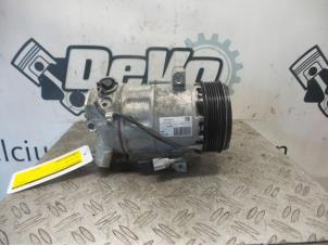 Used Air conditioning pump Renault Captur (2R) 0.9 Energy TCE 12V Price on request offered by DeVo Autoparts