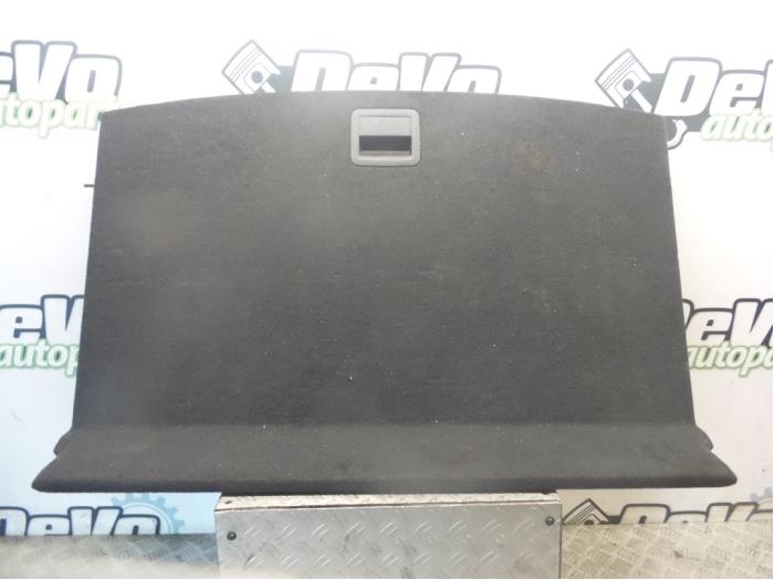 Floor panel load area from a Volkswagen Golf VII (AUA) 2.0 GTD 16V 2015