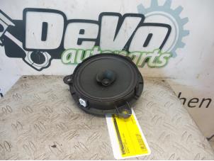 Used Speaker Renault Captur (2R) 1.2 TCE 16V EDC Price on request offered by DeVo Autoparts