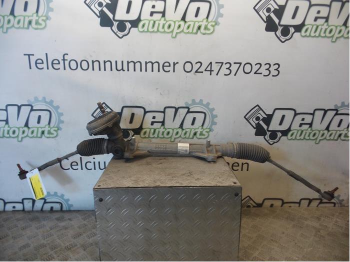 Renault Captur Power steering boxes stock