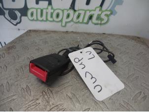 Used Front seatbelt buckle, left Volkswagen Up! (121) 1.0 12V 75 Price on request offered by DeVo Autoparts