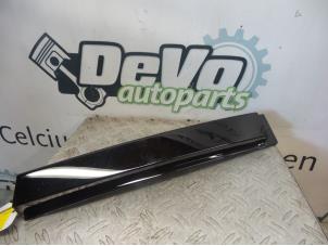 Used Style, middle right Volkswagen Up! (121) 1.0 12V 60 Price on request offered by DeVo Autoparts