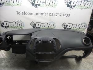 Used Dashboard Renault Captur (2R) 1.2 TCE 16V EDC Price on request offered by DeVo Autoparts