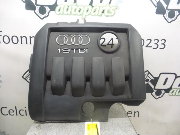 Usagé Couverture moteur Audi A3 (8P1) Prix sur demande proposé par DeVo Autoparts