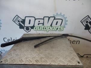 Used Front wiper arm Seat Ibiza V (KJB) 1.0 12V Price on request offered by DeVo Autoparts