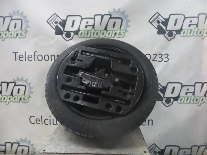 Jackkit + spare wheel Renault Captur 0.9 Energy TCE 12V