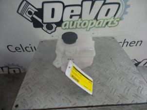 Usagé Réservoir d'expansion Kia Picanto (JA) 1.0 12V Prix sur demande proposé par DeVo Autoparts