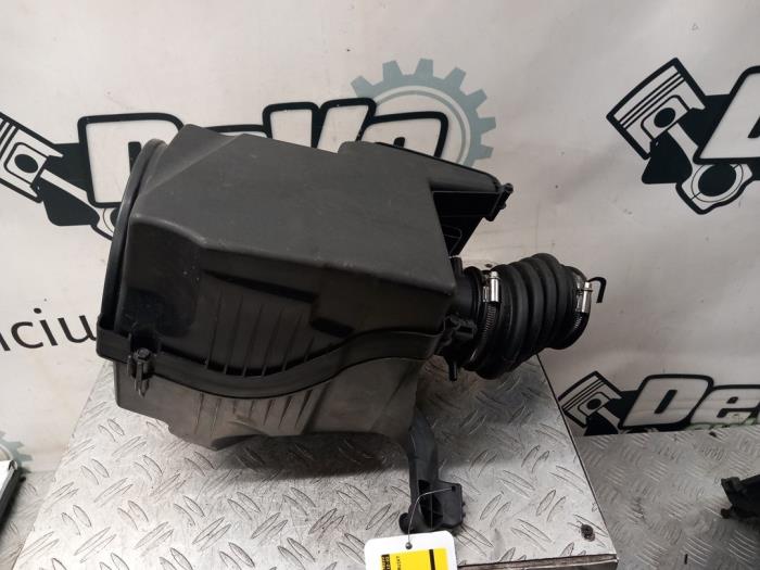 Begagnade Luftfilterhus Volvo V40 (MV) 1.6 D2 Pris på förfrågan erbjuds av DeVo Autoparts