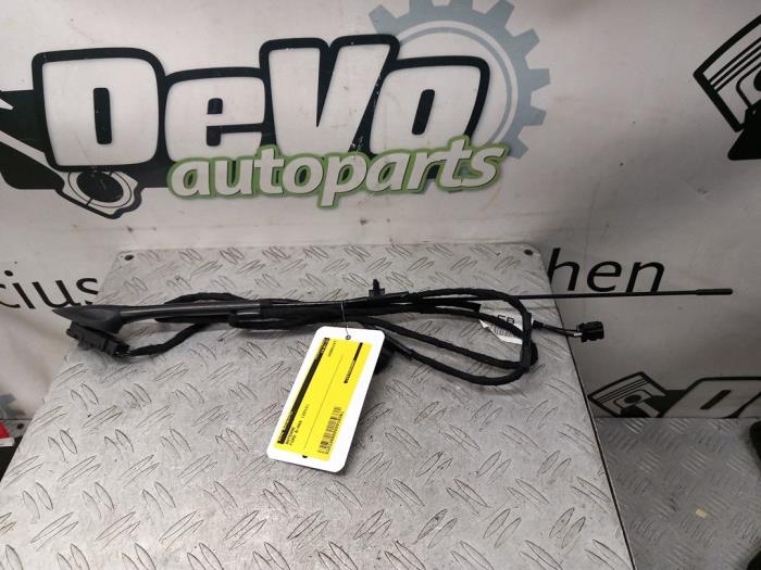Używane Antena Ford B-Max (JK8) 1.6 TDCi 16V 95 Van Cena na żądanie oferowane przez DeVo Autoparts