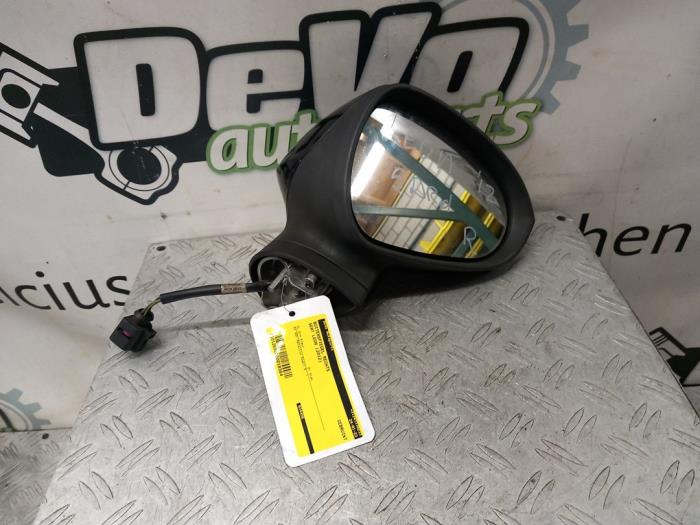 Wing mirror, right from a Seat Leon (1P1) 2.0 TDI 16V FR 2012