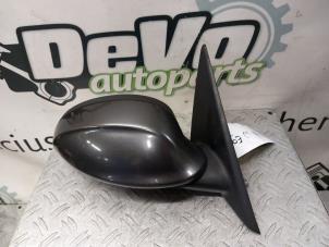 Used Wing mirror, right BMW 3 serie (E90) 318d 16V Price on request offered by DeVo Autoparts