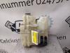 Front windscreen washer reservoir from a Volvo S80 (KV/P80JU), 2000 / 2006 2.4 20V 140 Bifuel LPG, Saloon, 4-dr, 2.435cc, 103kW (140pk), FWD, B5244SG2, 2000-07 / 2003-01, P80JU 2001