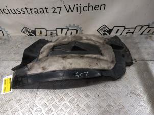 Used Inner wheel arch Peugeot 407 SW (6E) 2.0 HDiF 16V Price on request offered by DeVo Autoparts