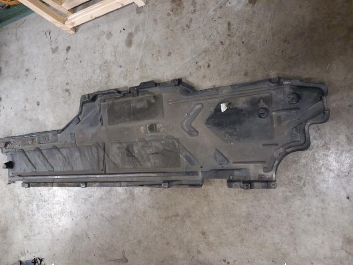 Begagnade Hasplåt Mercedes E (W213) E-350e 2.0 Turbo 16V Pris på förfrågan erbjuds av DeVo Autoparts
