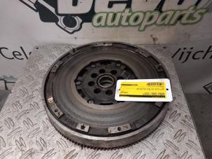 Used Dual mass flywheel Peugeot Expert (VA/VB/VE/VF/VY) 2.0 Blue HDi 150 16V 4x4 Price € 121,00 Inclusive VAT offered by DeVo Autoparts