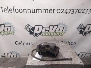 Used Front brake calliper, right Nissan Qashqai (J11) 1.2 DIG-T 16V Price € 78,65 Inclusive VAT offered by DeVo Autoparts