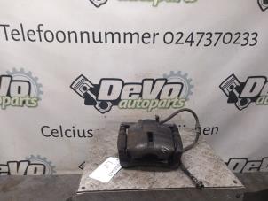 Used Front brake calliper, left Nissan Qashqai (J11) 1.2 DIG-T 16V Price € 78,65 Inclusive VAT offered by DeVo Autoparts
