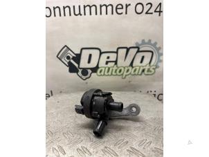 Used Additional water pump Renault Scénic IV (RFAJ) 1.2 TCE 115 16V Price € 30,25 Inclusive VAT offered by DeVo Autoparts