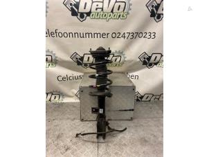 Used Front shock absorber rod, left Hyundai Tucson (TL) 1.6 T-GDi 16V 4WD Price on request offered by DeVo Autoparts