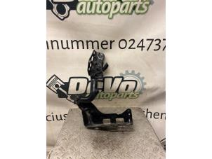 Used Bonnet Hinge Mercedes GLC Coupe (C253) 2.2 220d 16V BlueTEC 4-Matic Price on request offered by DeVo Autoparts
