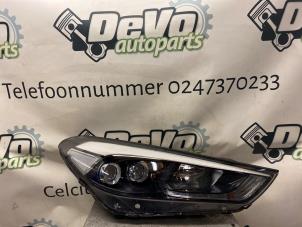 Used Headlight, right Hyundai Tucson (TL) 1.6 T-GDi 16V 4WD Price € 605,00 Inclusive VAT offered by DeVo Autoparts