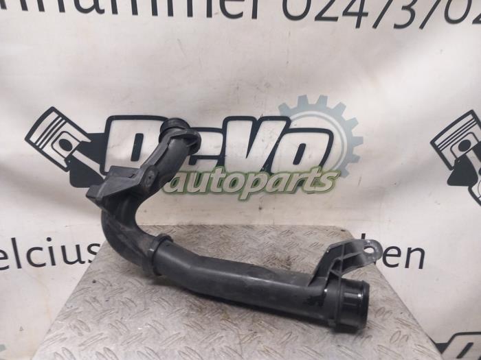 Gebrauchte Intercooler Rohr Peugeot 3008 II (M4/MC/MJ/MR) 2.0 GT BlueHDi 180 16V Preis € 24,20 Mit Mehrwertsteuer angeboten von DeVo Autoparts