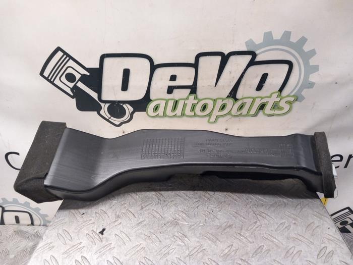 Begagnade Lufttratt Kia Sportage (QL) 1.6 T-GDI 177 16V 4x4 Pris € 30,25 Inklusive moms erbjuds av DeVo Autoparts