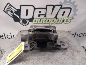 Support moteur d'un Ford C-Max (DXA) 1.5 Ti-VCT EcoBoost 150 16V Van 2018
