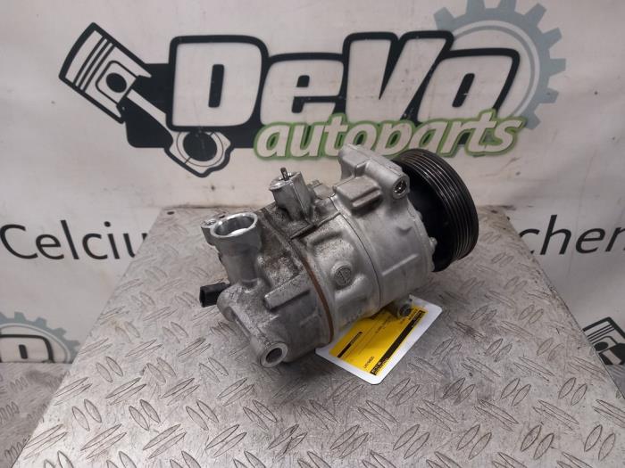 Usagé Compresseur de clim Volkswagen Golf VII (AUA) 2.0 GTI 16V Performance Package Prix € 121,00 Prix TTC proposé par DeVo Autoparts